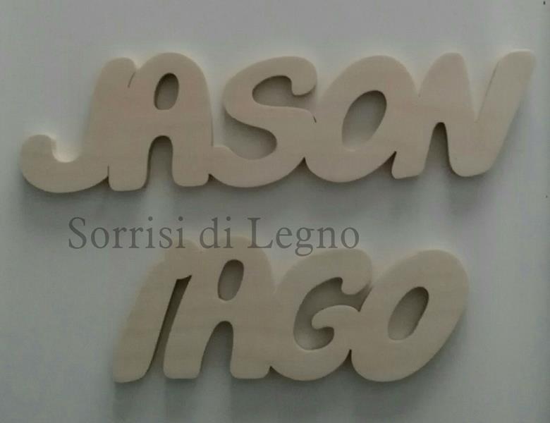 Nomi in legno dei cavalli